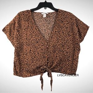 H&M Leopard Print Top Tie Front Button Down Shirt Blouse Women's Size 10!